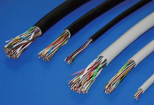 Molex柔性微波电缆组件具有出色的电气性能，可以